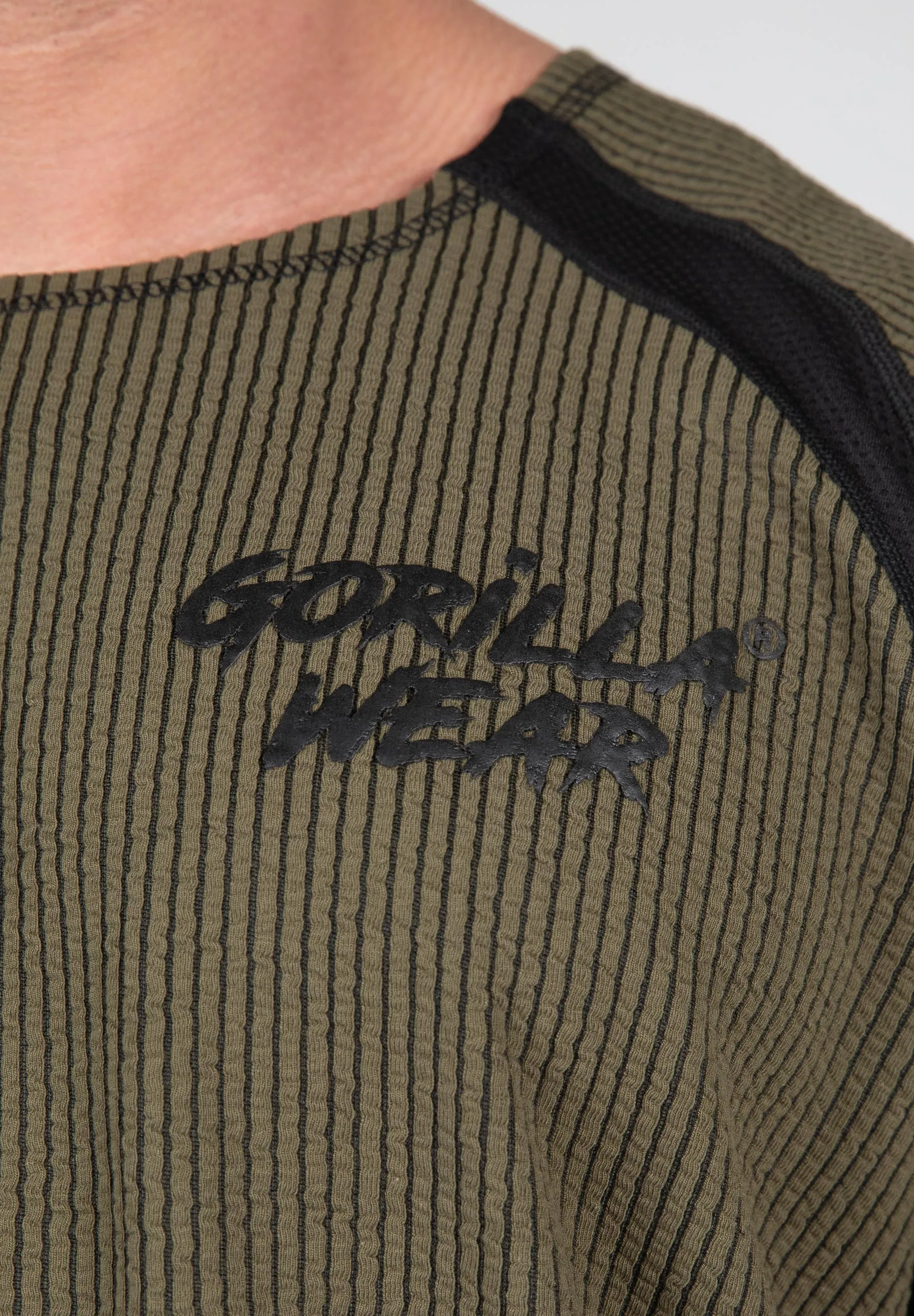 Augustine Old School Workout Top - Army Green