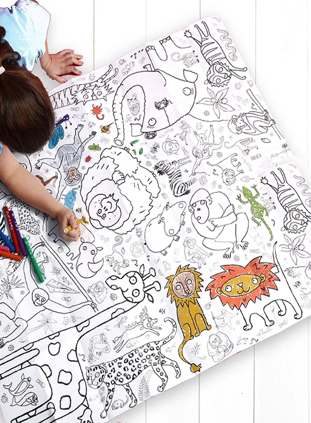 Colour-In Giant Animals Poster/Tablecloth