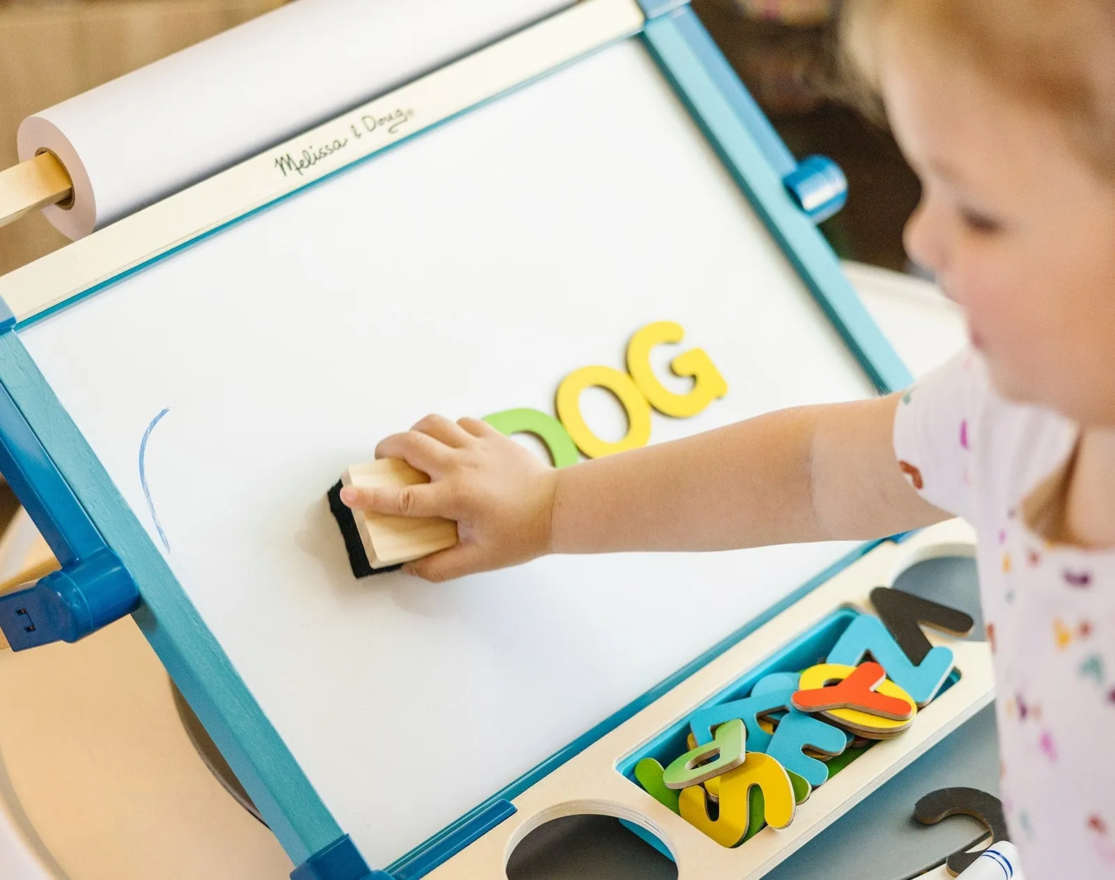 Double-Sided Tabletop Easel