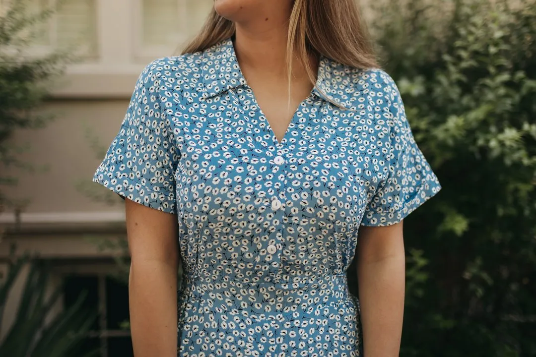 Elliana Floral Midi Dress in Blue Floral