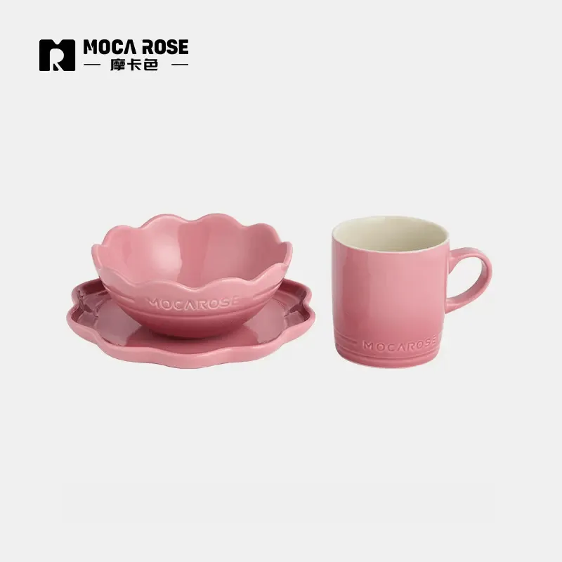 Set of Kitchenware: Mocarose Bowls and Plates Collection