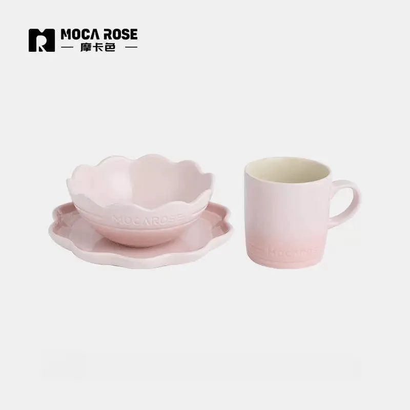 Set of Kitchenware: Mocarose Bowls and Plates Collection