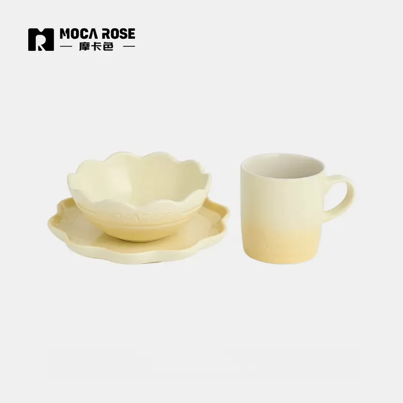 Set of Kitchenware: Mocarose Bowls and Plates Collection