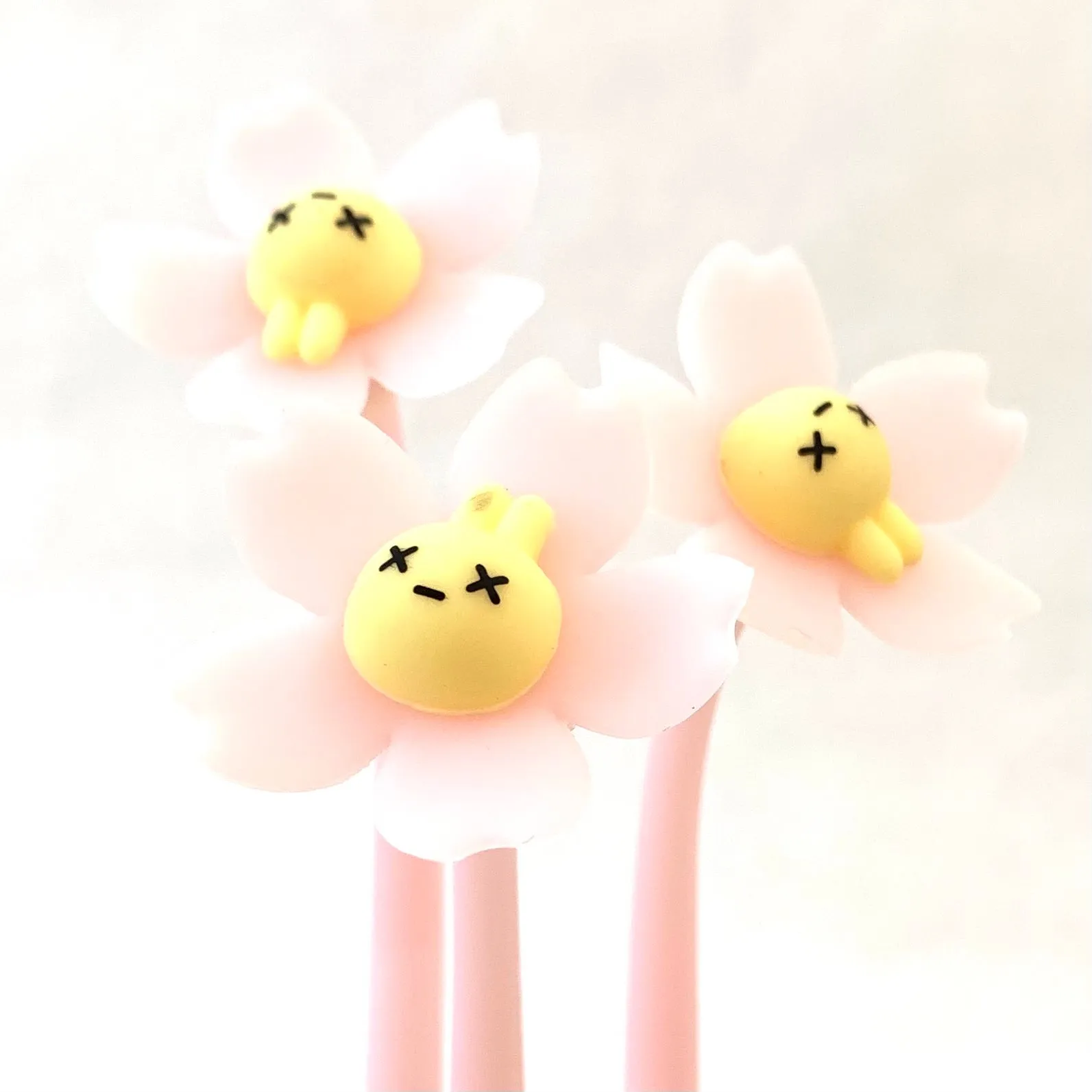 X 224192 SAKURA RABBIT FLOWER WIGGLE GEL PEN-DISCONTINUED