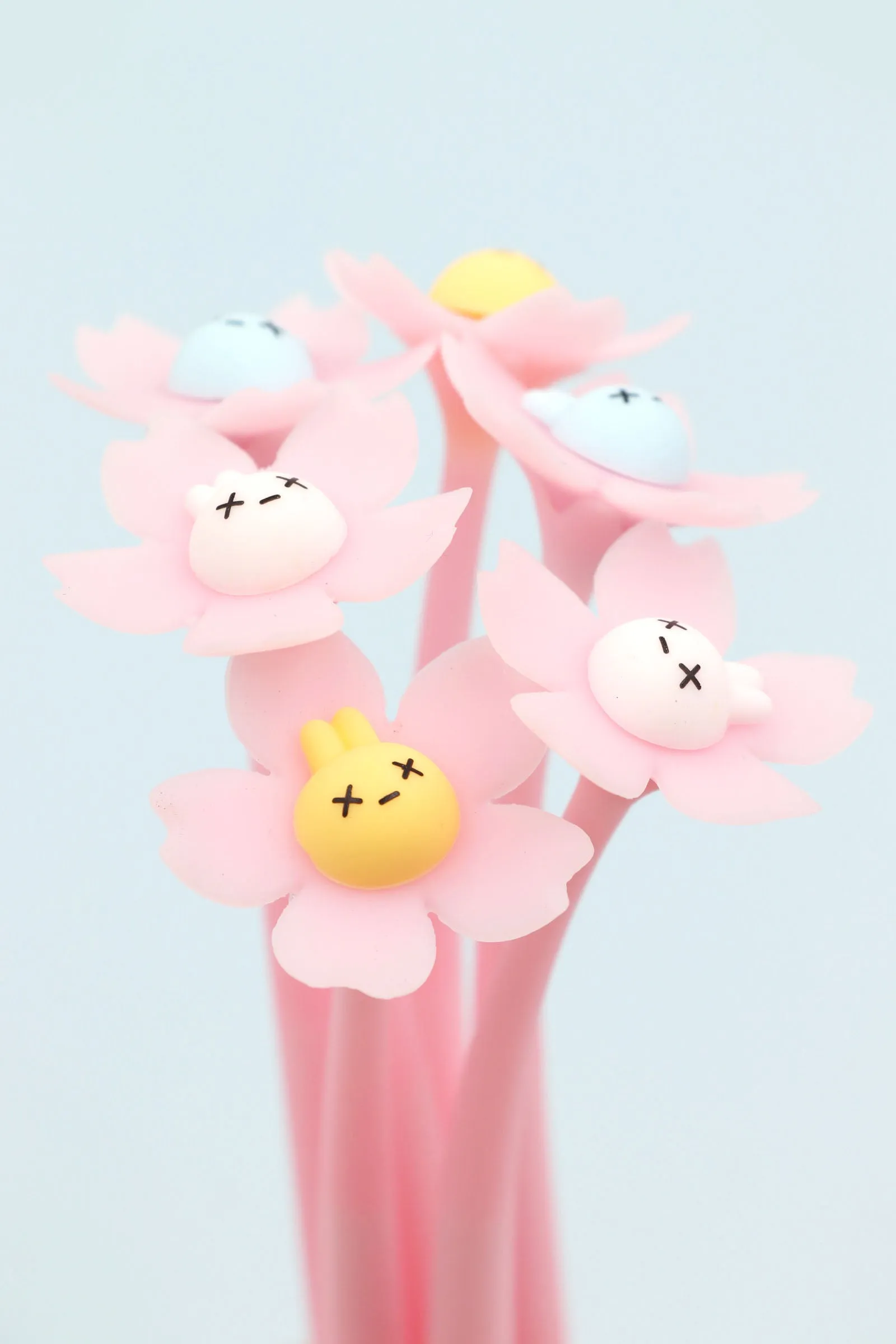 X 224192 SAKURA RABBIT FLOWER WIGGLE GEL PEN-DISCONTINUED